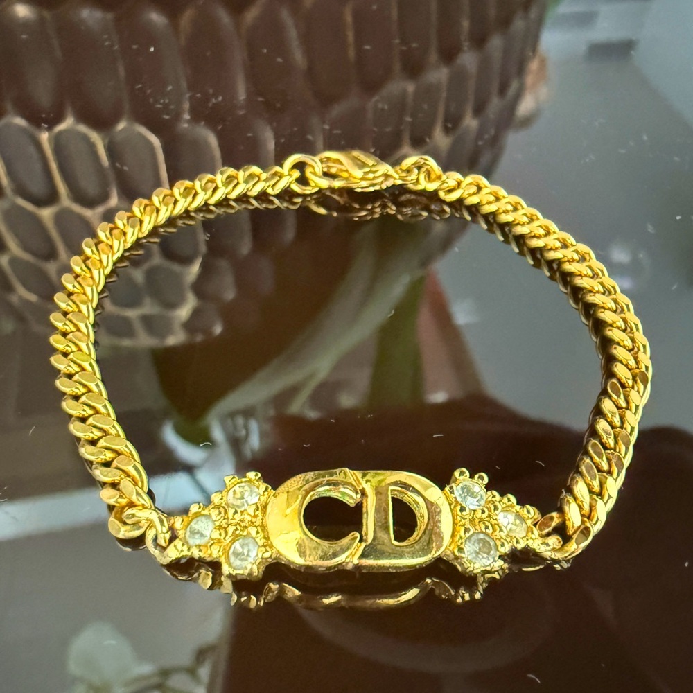 LOT 2091 18K gold plated Christian Dior vintage bracelet for SMALL wrist